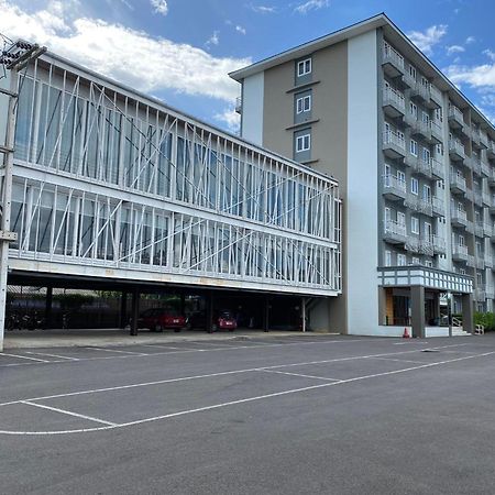 Tai-Shan Suites Ratchaburi Zewnętrze zdjęcie