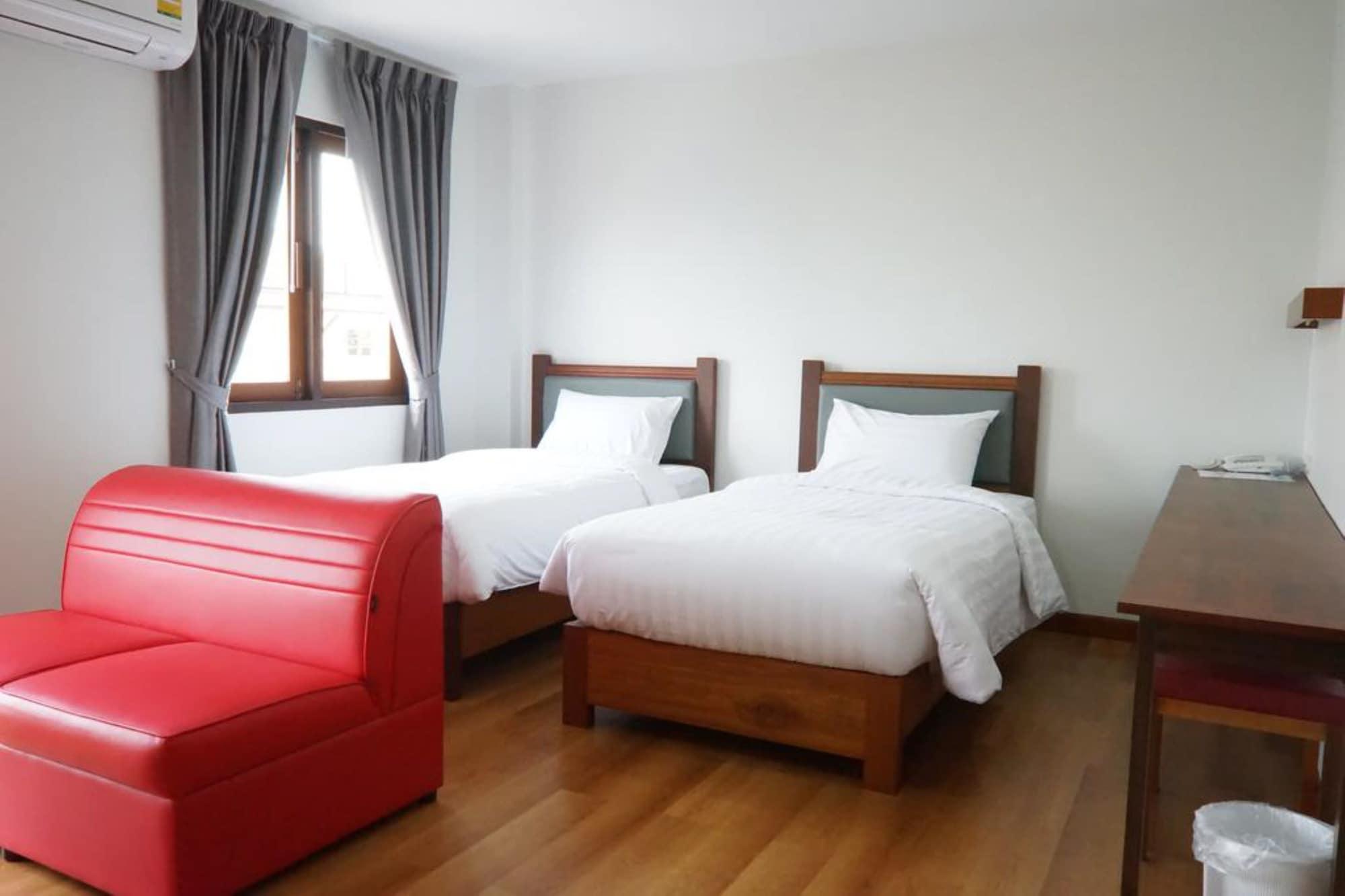 Tai-Shan Suites Ratchaburi Zewnętrze zdjęcie