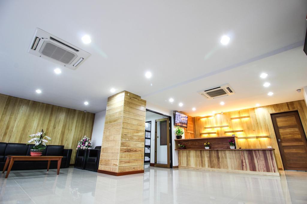 Tai-Shan Suites Ratchaburi Zewnętrze zdjęcie