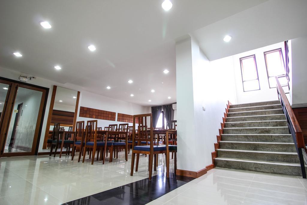 Tai-Shan Suites Ratchaburi Zewnętrze zdjęcie